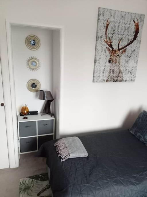 Вилла House With Free Parking And Large Garden Wyke Regis Экстерьер фото